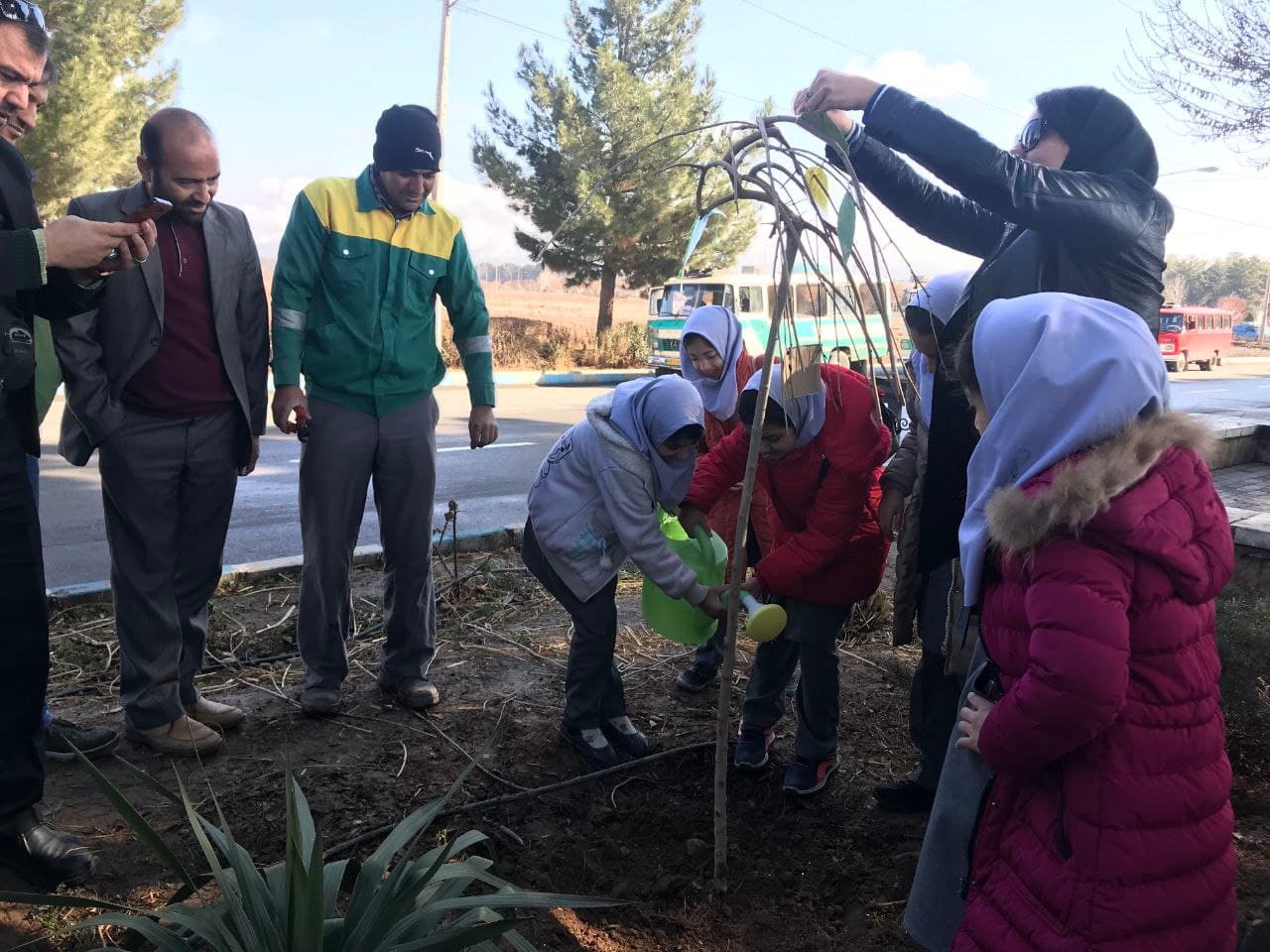 دبستان دخترانه غیردولتی میثاق پرنیان